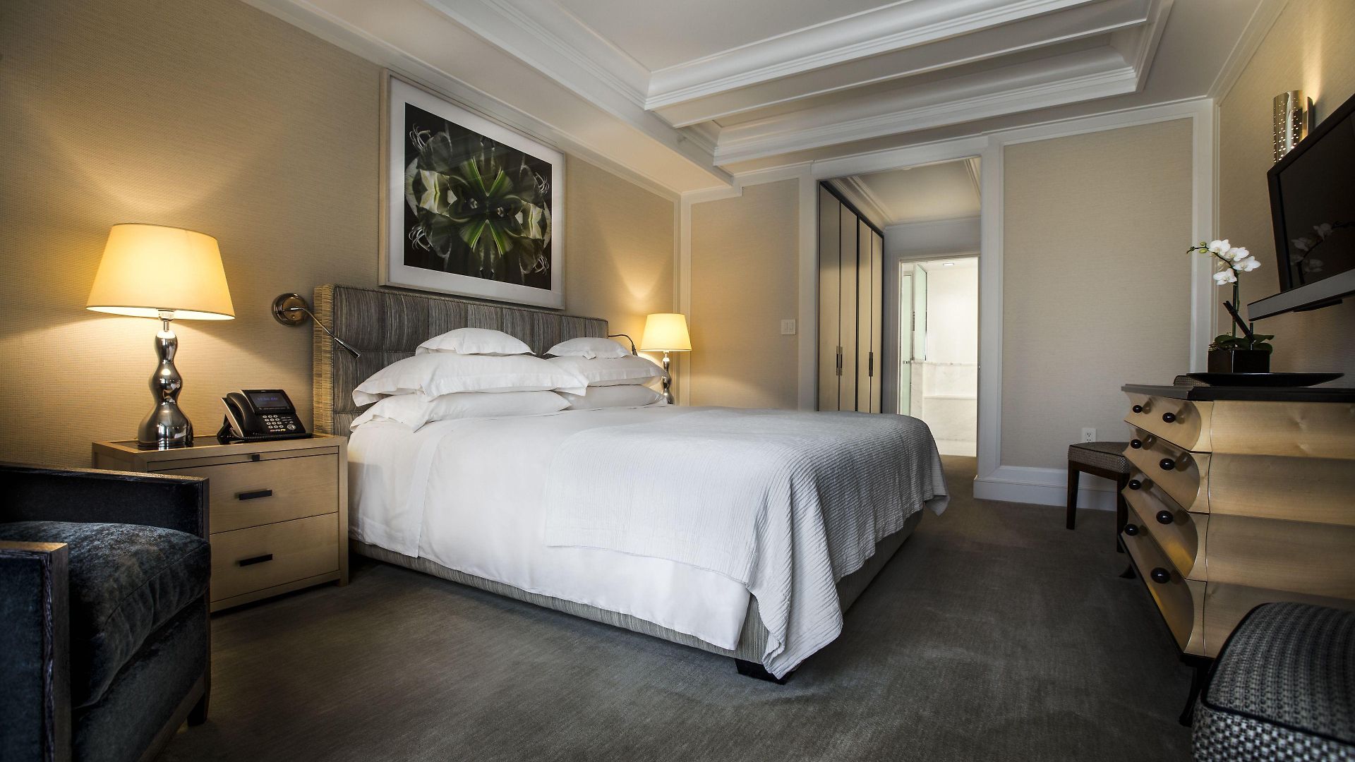 Hotel The 5*