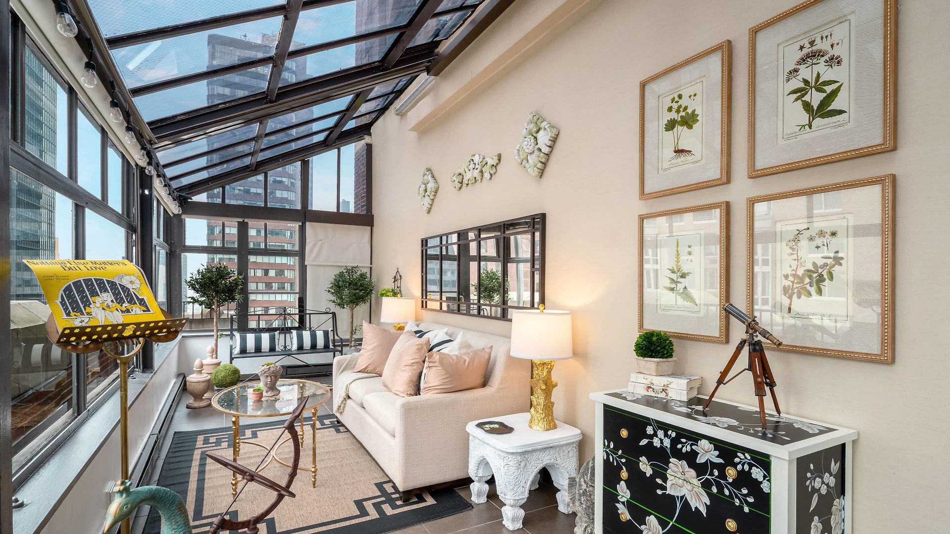 The Lexington Hotel, Autograph Collection 4*