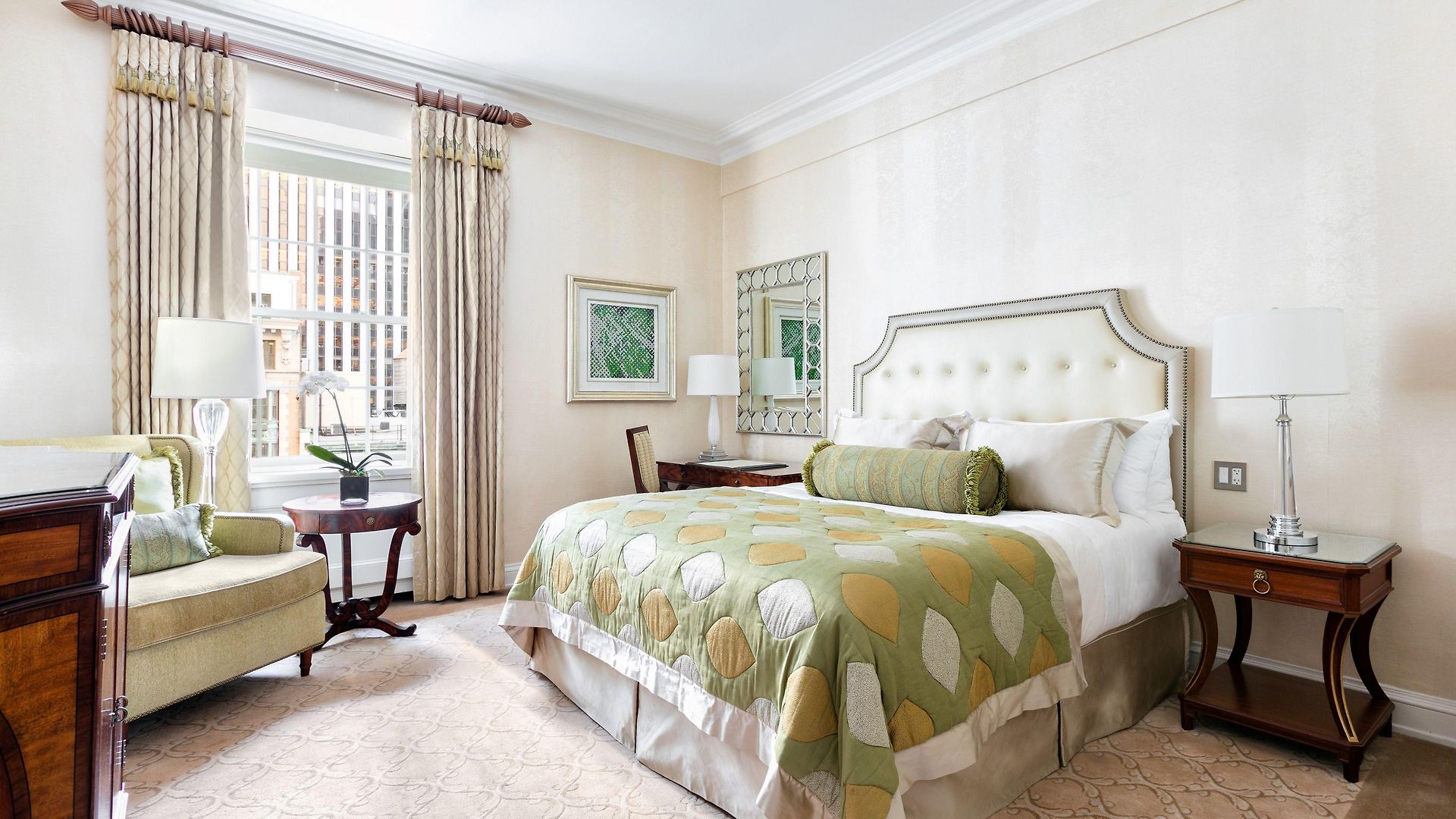 The Pierre, A Taj Hotel, 5*