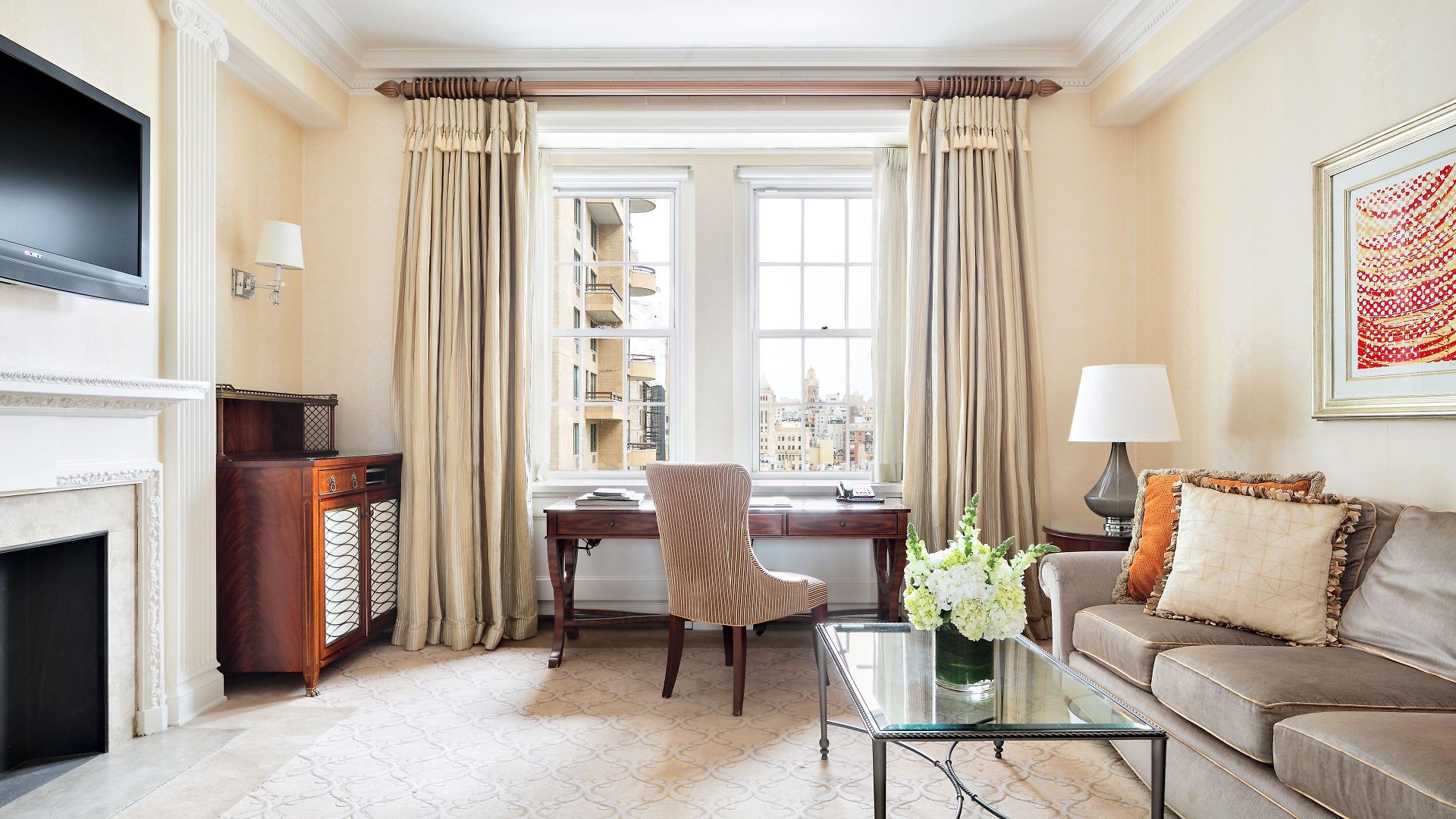 Hotel The Pierre, A Taj Hotel, New York