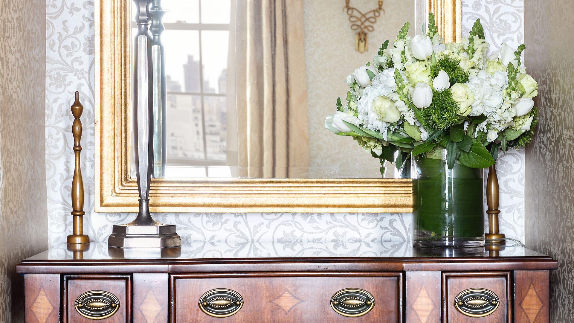 Hotel The Pierre, A Taj Hotel, New York