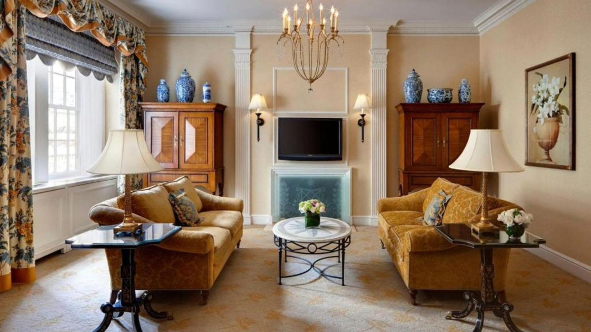 The Pierre, A Taj Hotel, 5*