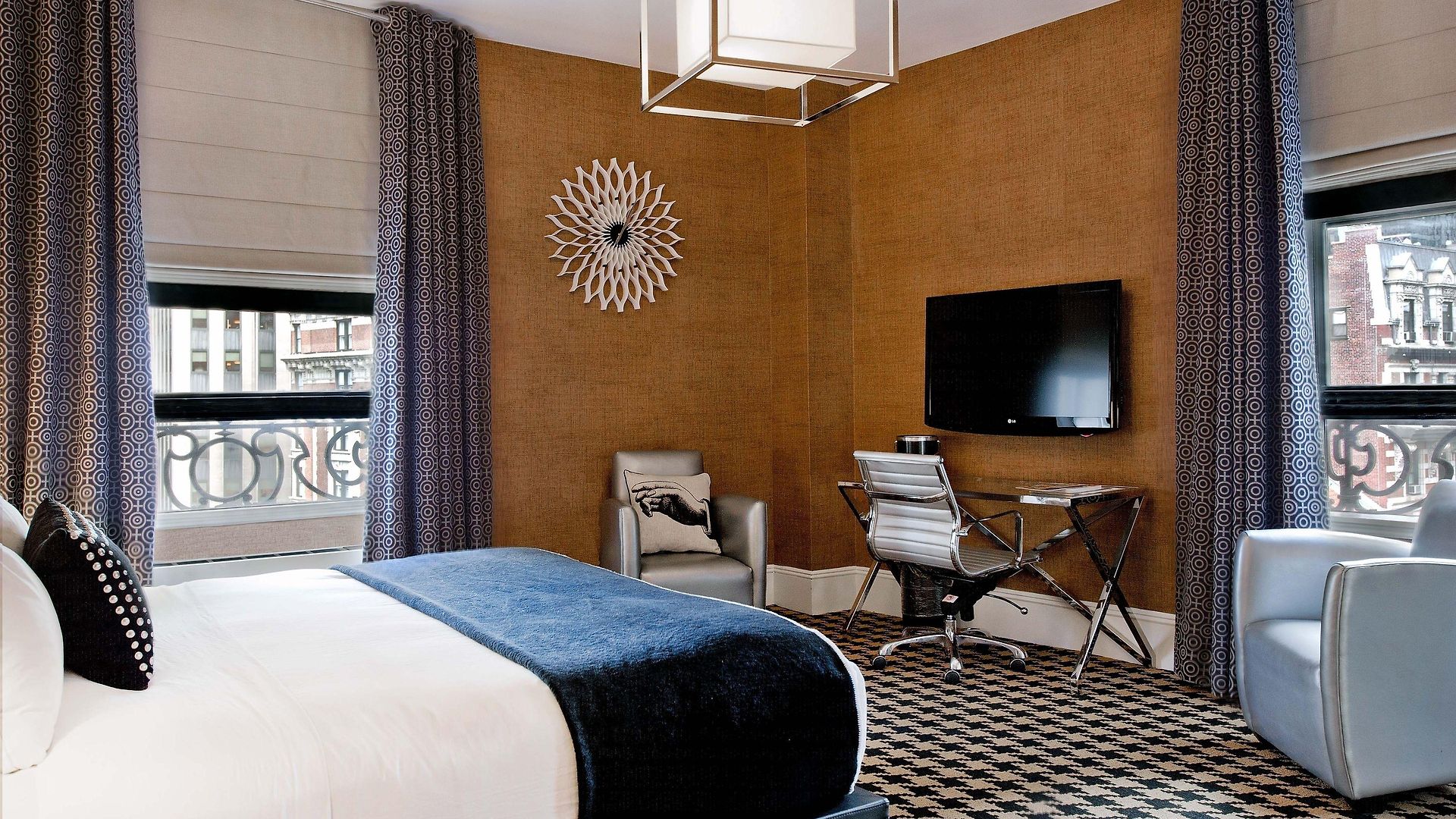 Hotel Ameritania At Times Square 4*