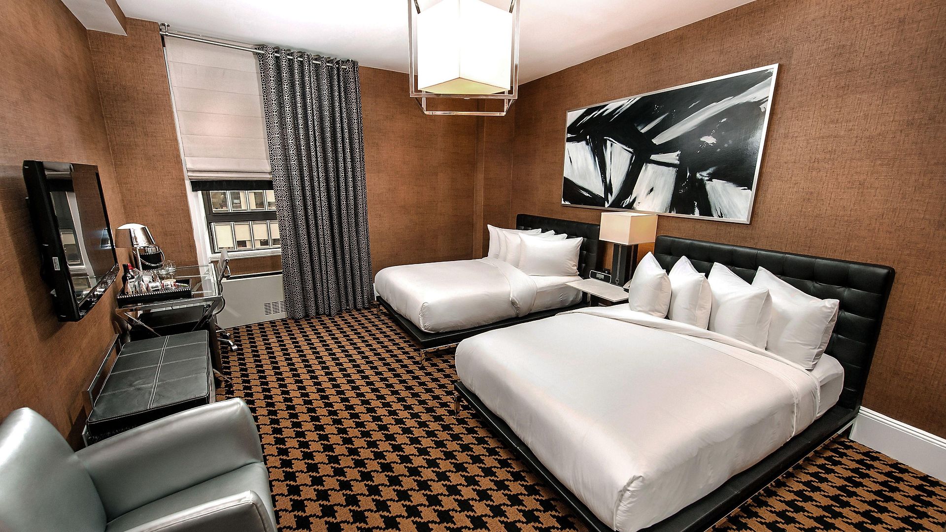 Ameritania At Times Square 4*