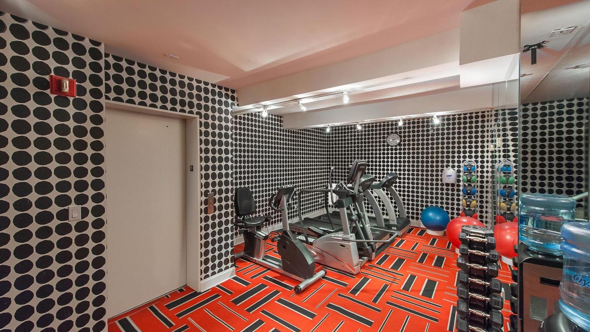 Ameritania At Times Square Hotel 4*