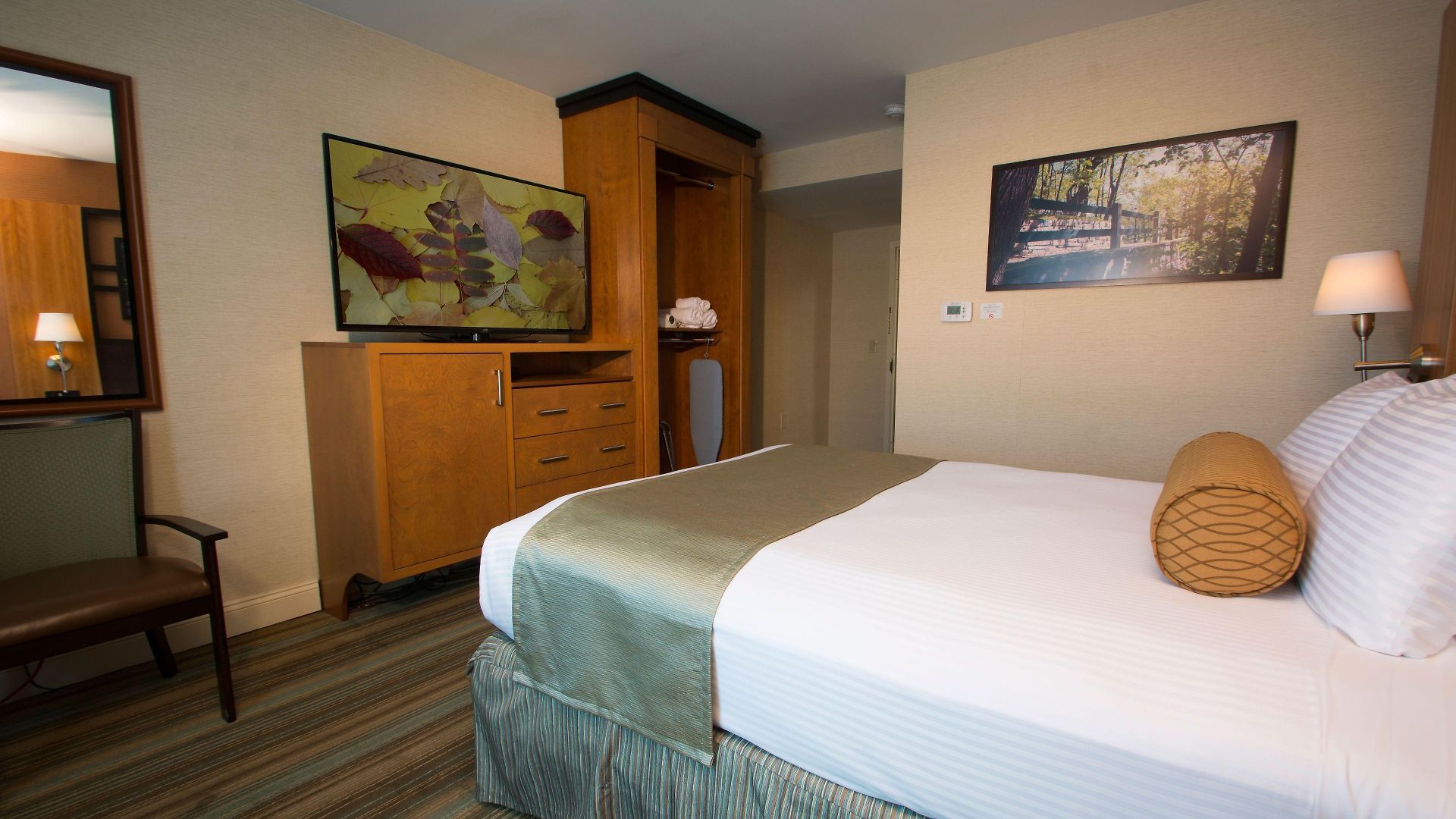 Western Queens Gold Coast 3* New York