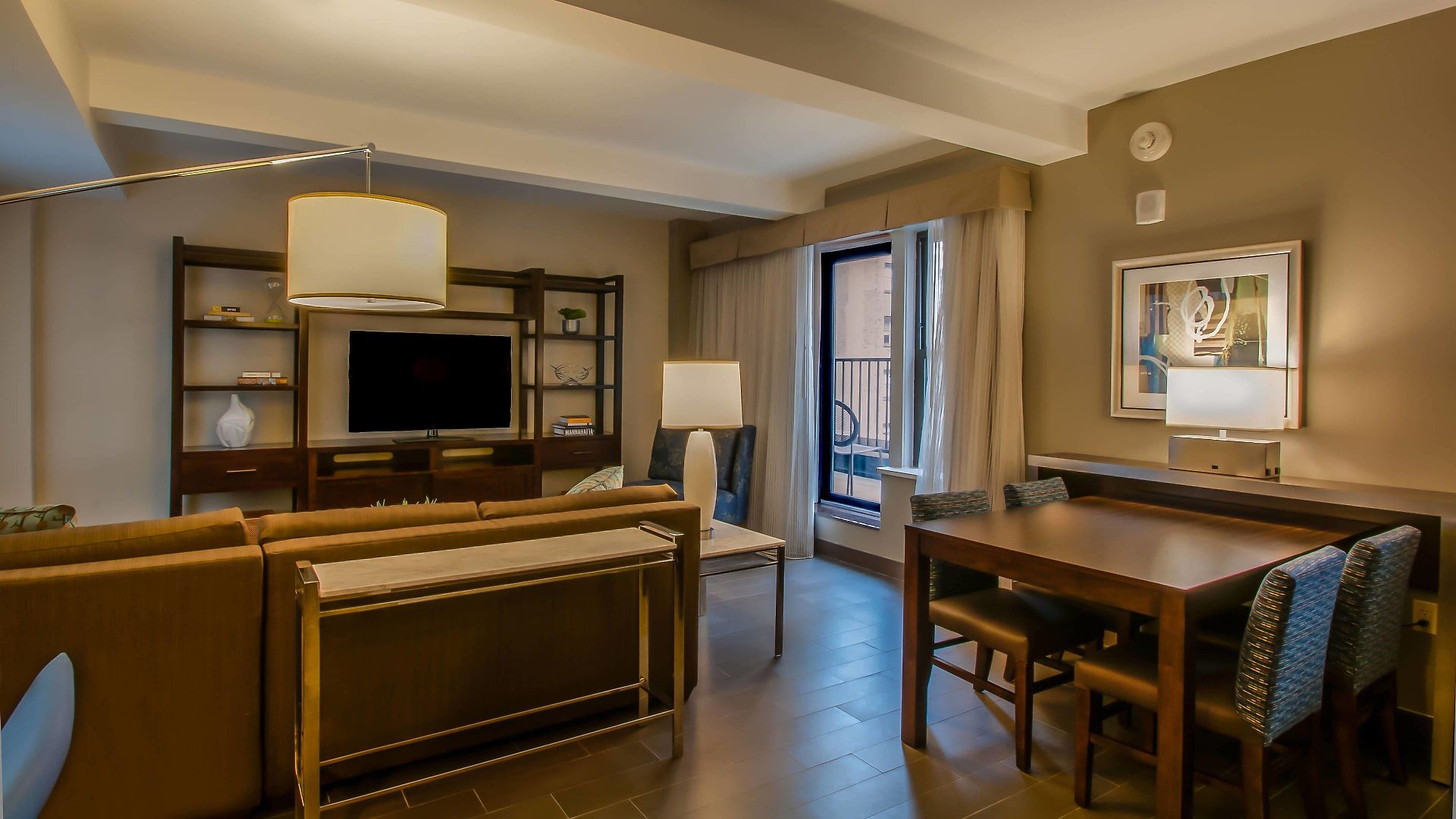 Hotel By Marriott Manhattan/ Midtown Eastside 4*