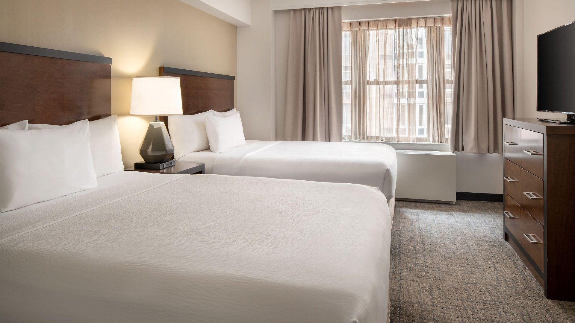 Hotel By Marriott Manhattan/ Midtown Eastside
