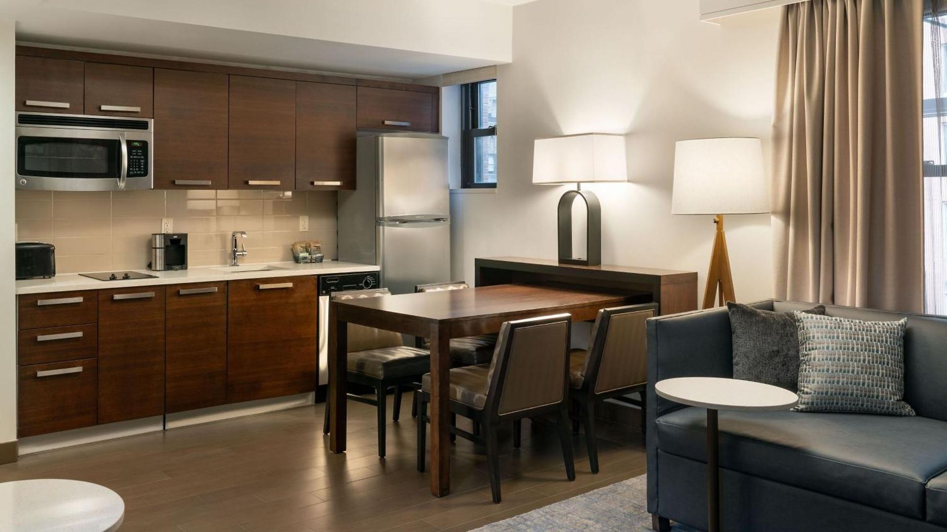 Hotel By Marriott Manhattan/ Midtown Eastside