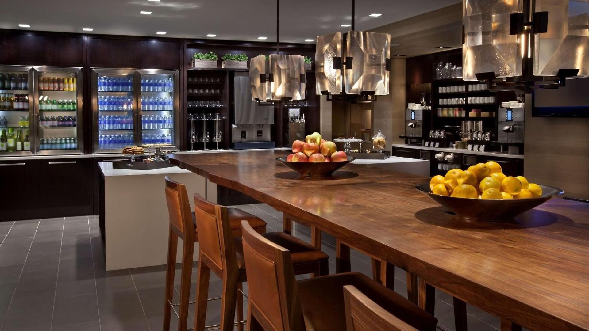 Hyatt Grand 4*