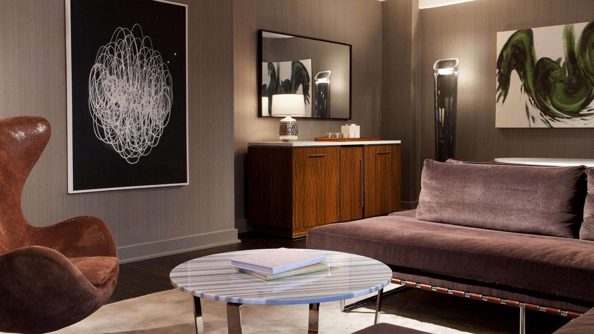 Hyatt Grand Hotel 4*