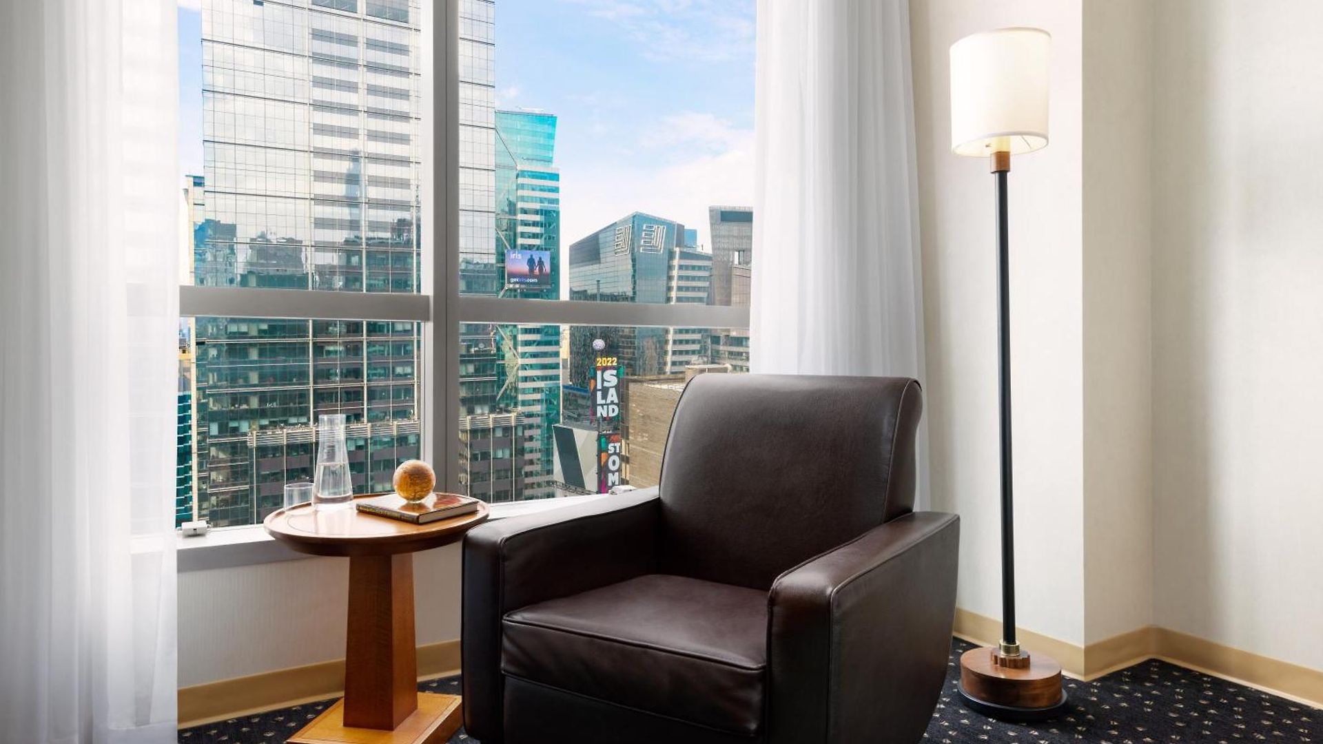 Hotel Millennium Broadway Times Square 4*