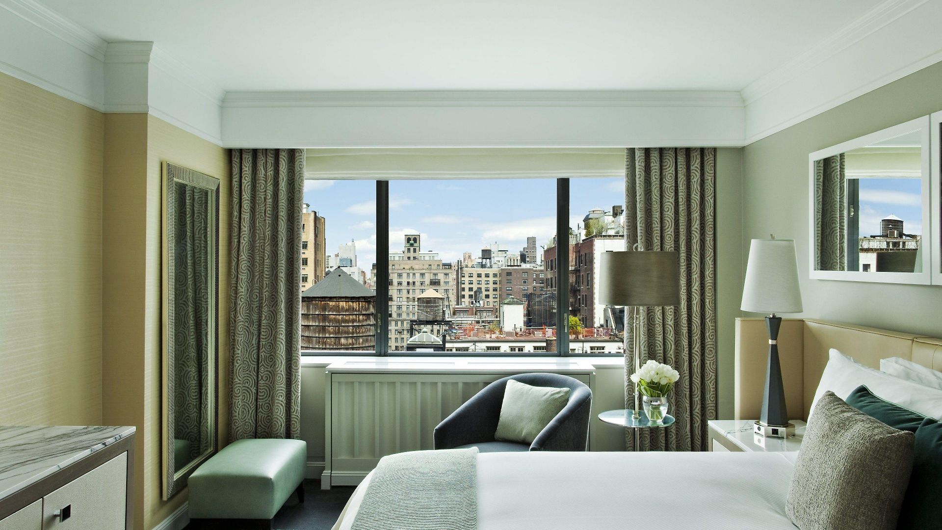 Hotel Loews Regency