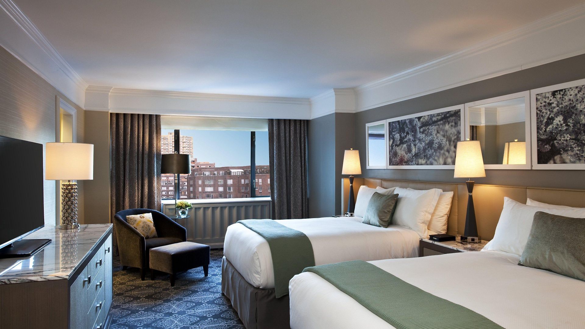 Hotel Loews Regency