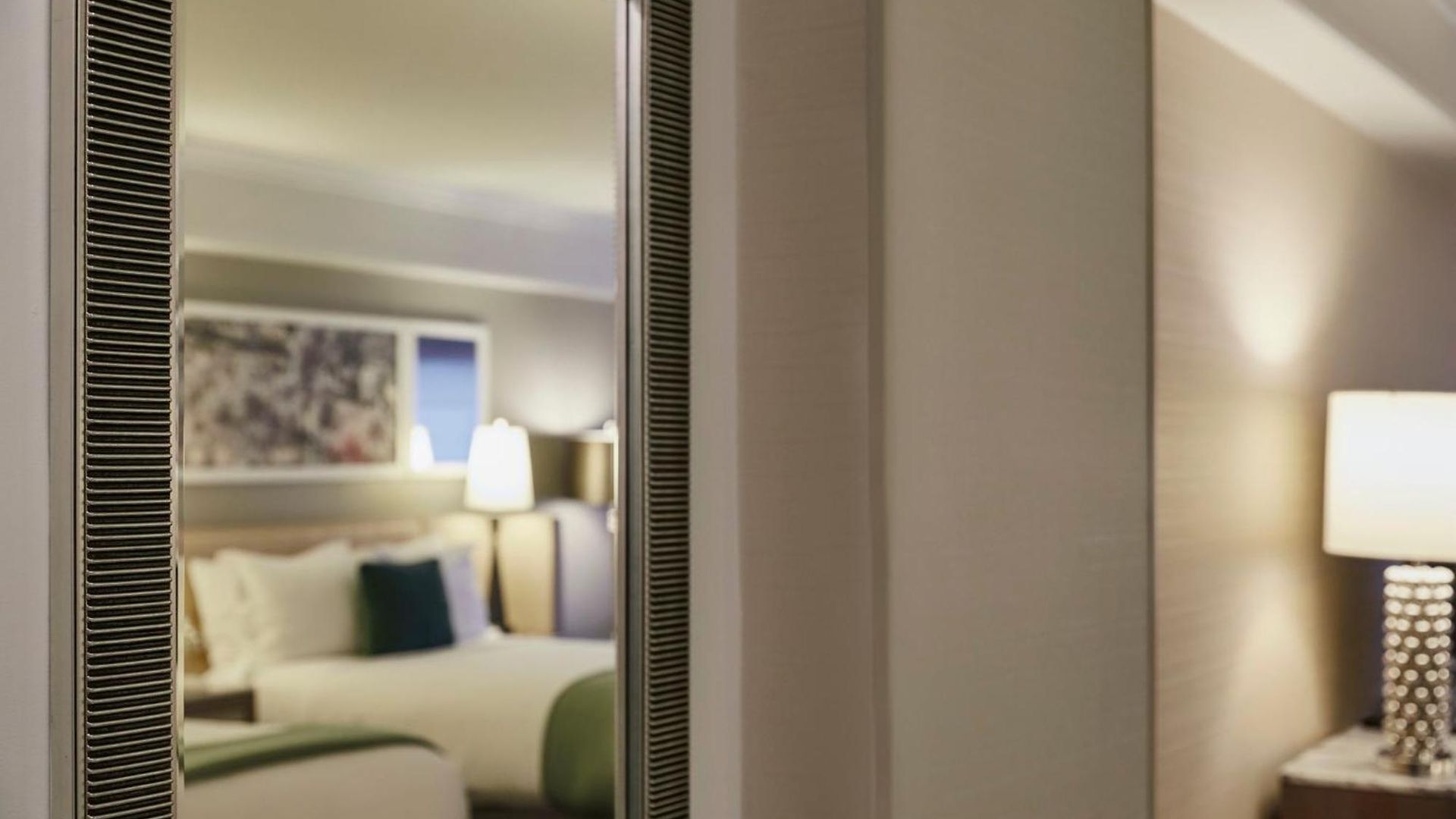 Hotel Loews Regency 5*
