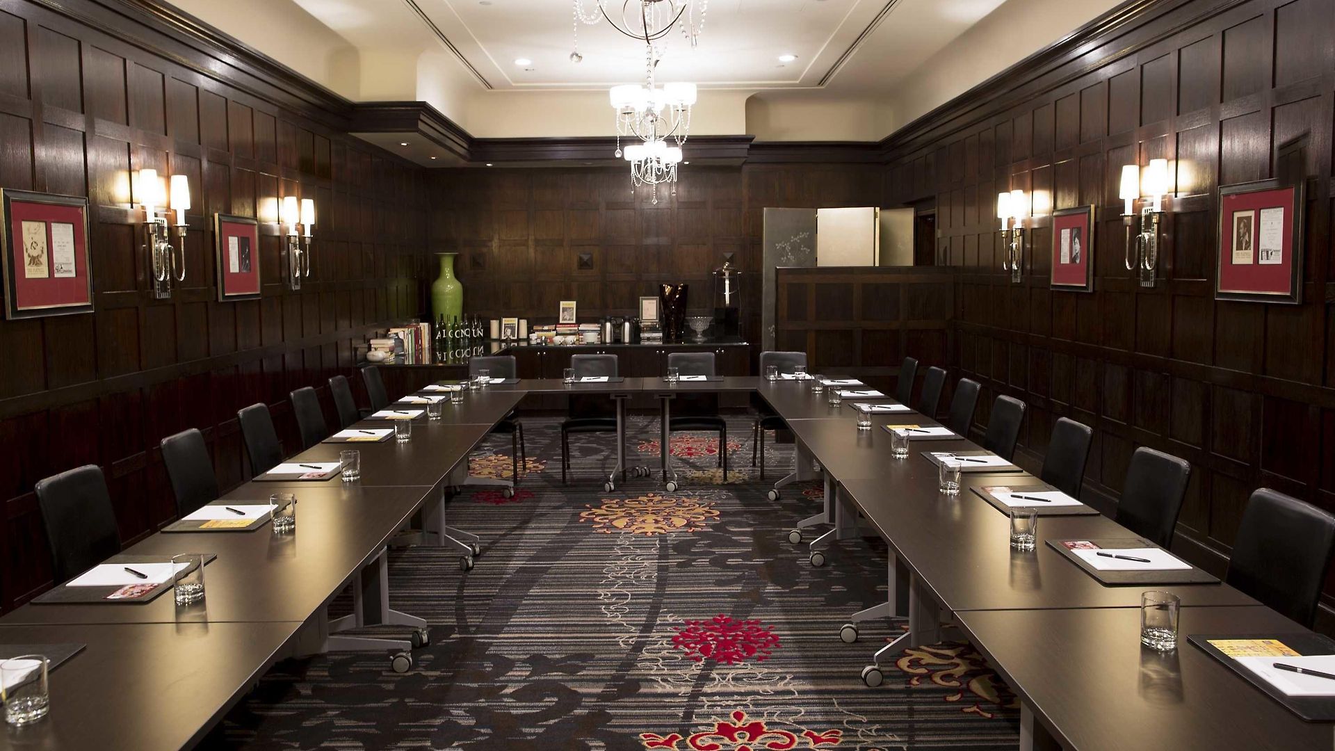 The Algonquin Times Square, Autograph Collection Hotel 4*