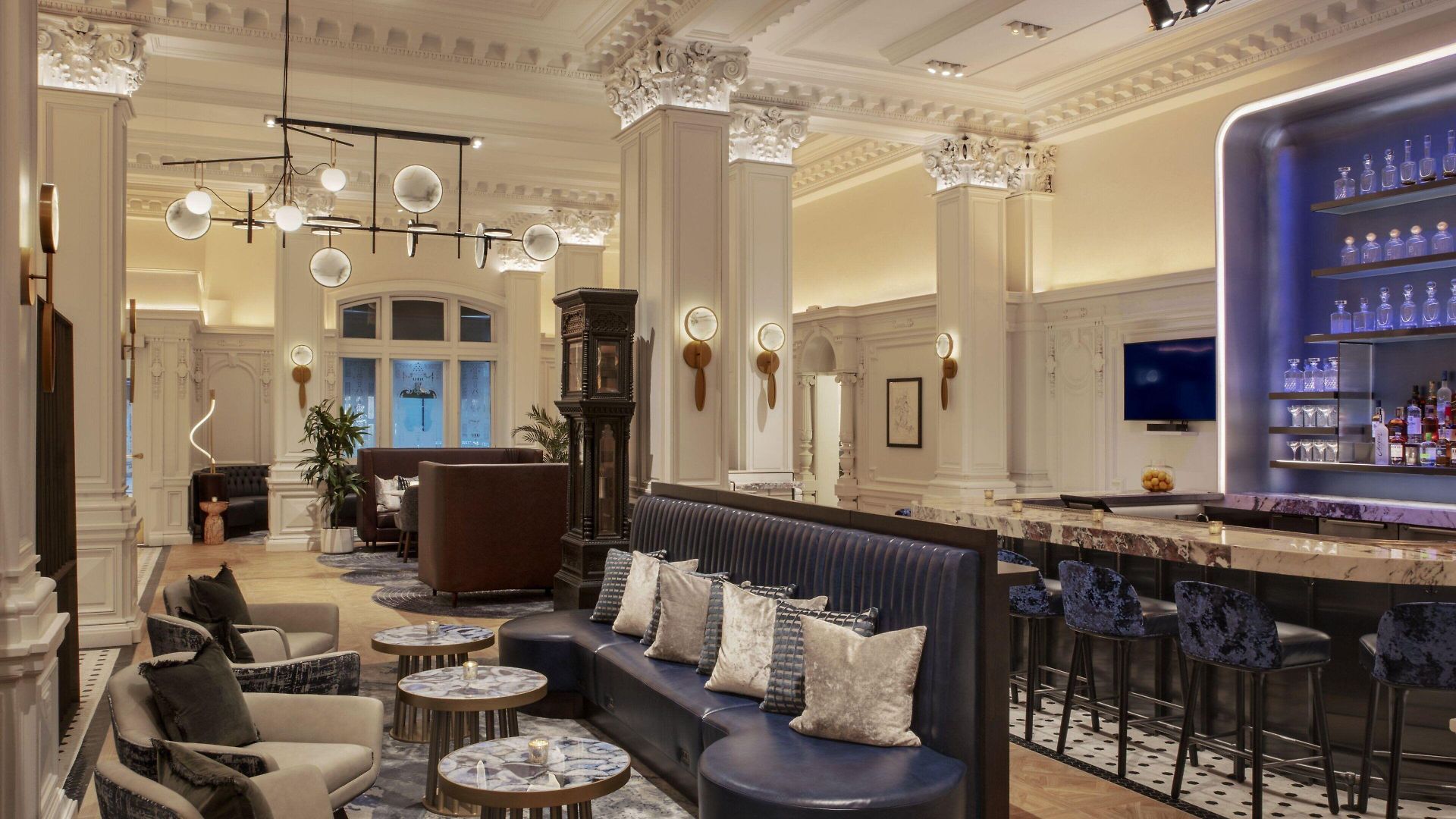 The Algonquin Times Square, Autograph Collection 4*