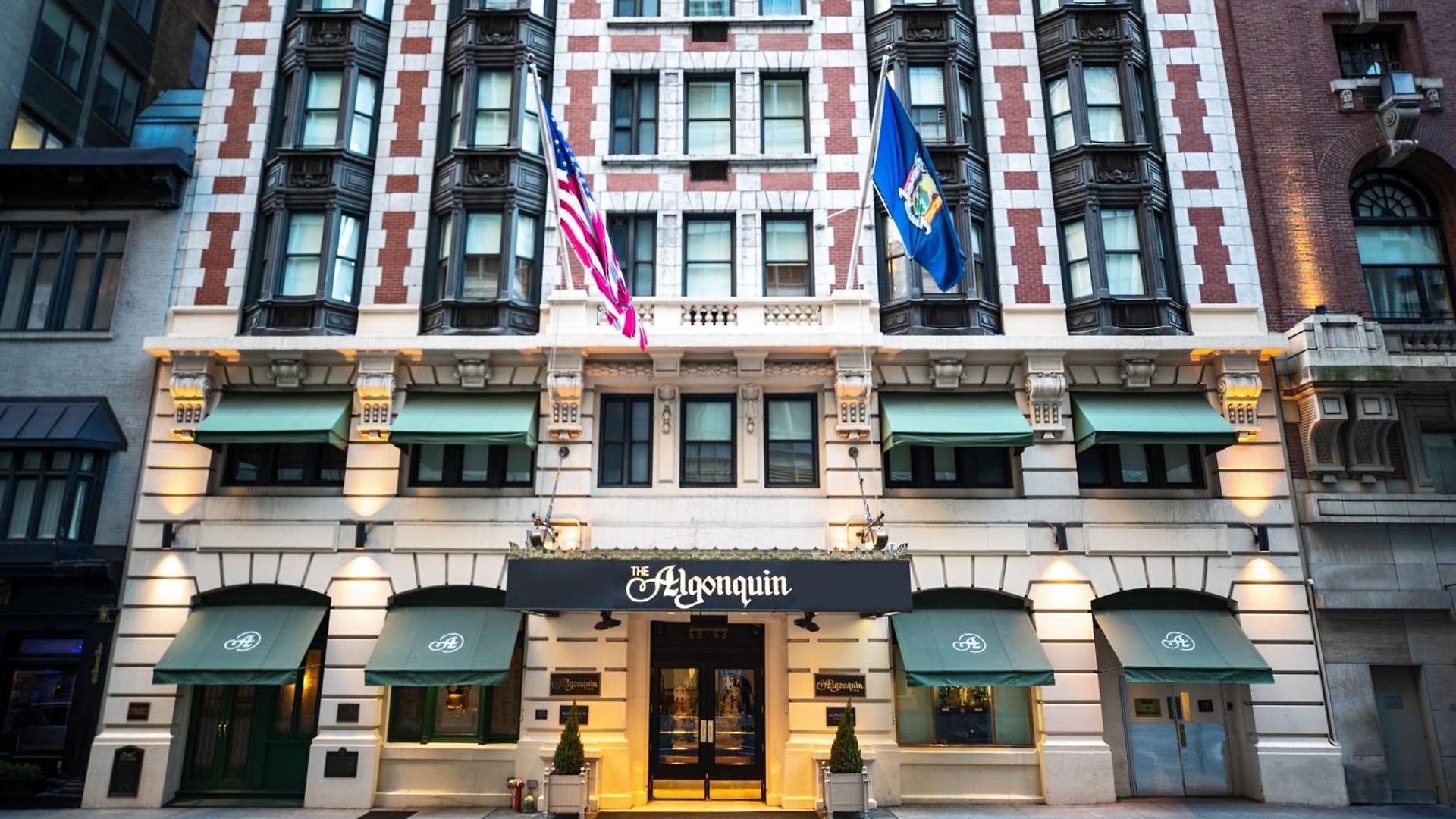 The Algonquin Times Square, Autograph Collection 4*