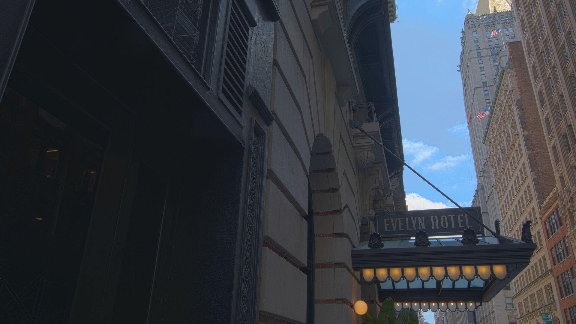 Hotel The Evelyn Nomad 5*