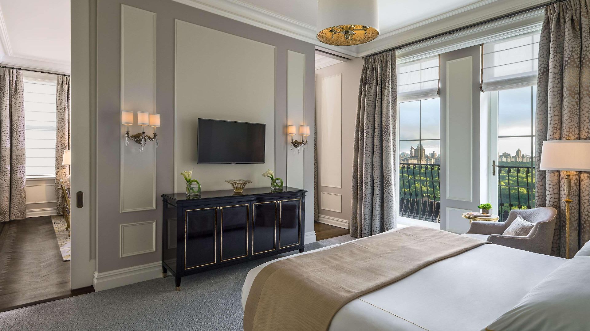 Hotel The Plaza, A Fairmont 5*