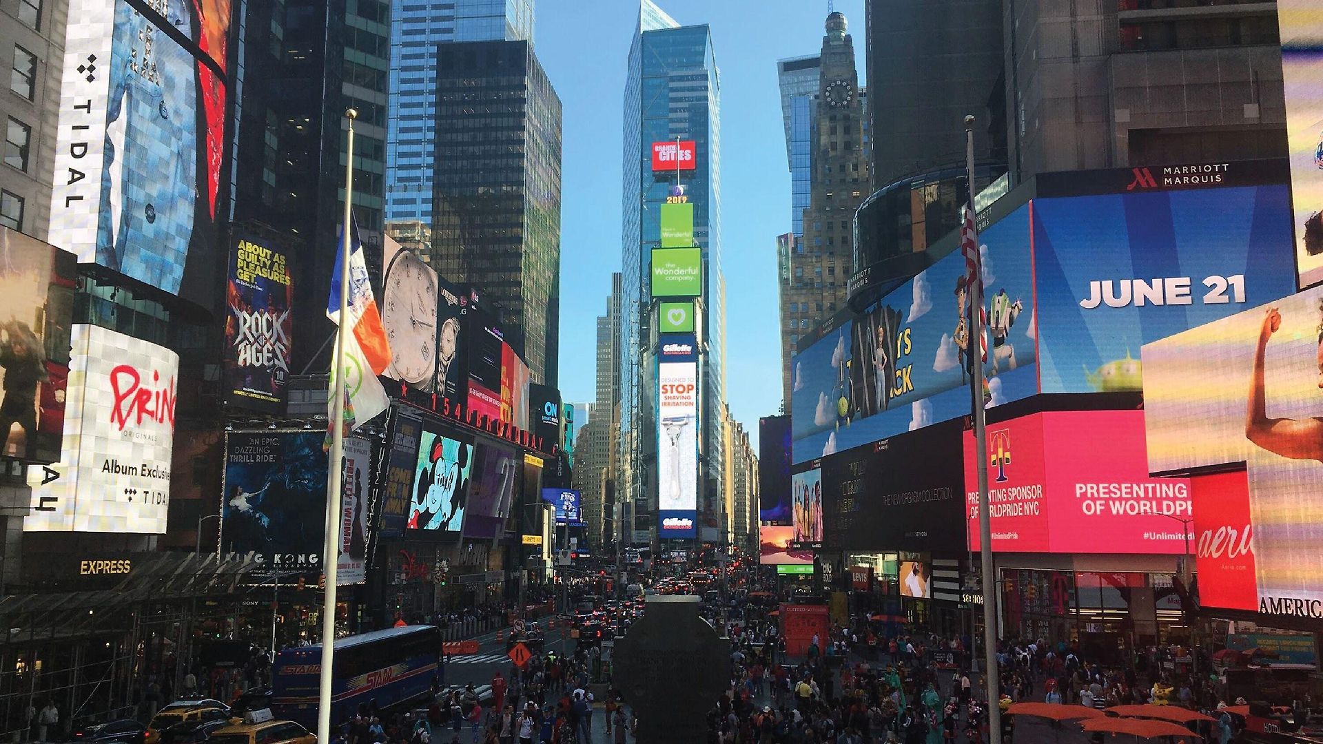 Square At Times Square Hotel