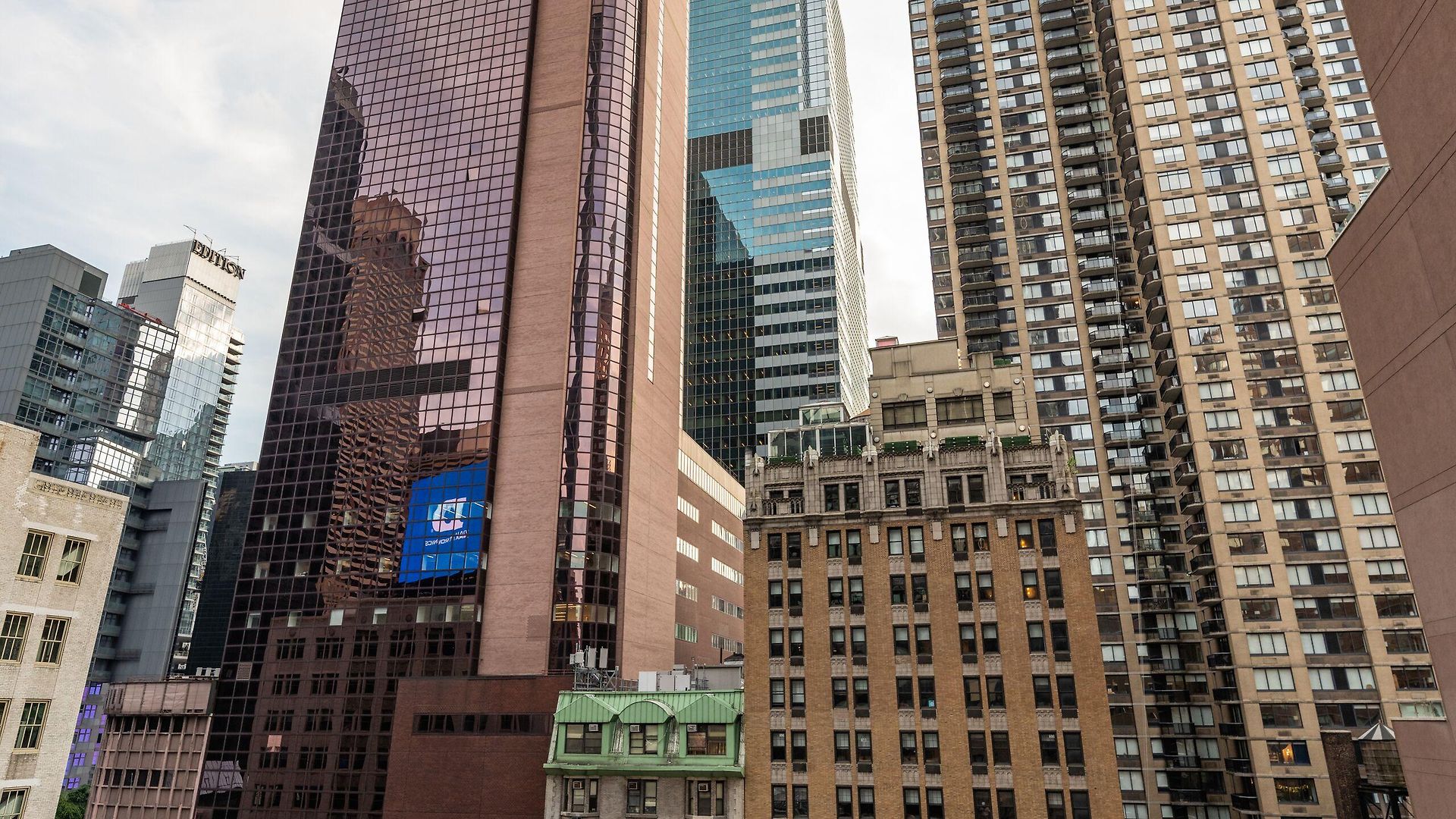 Hotel Square At Times Square 3*