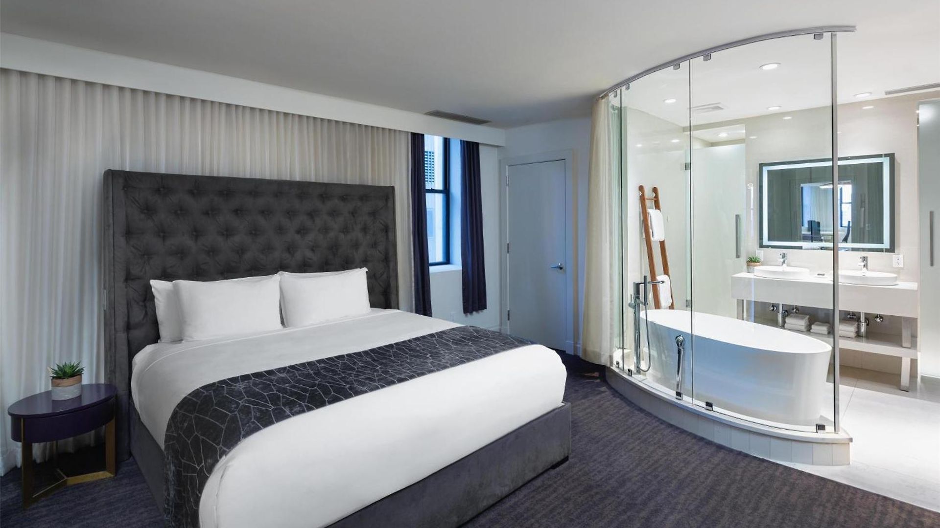 Dream Midtown, By Hyatt Hotel 4*