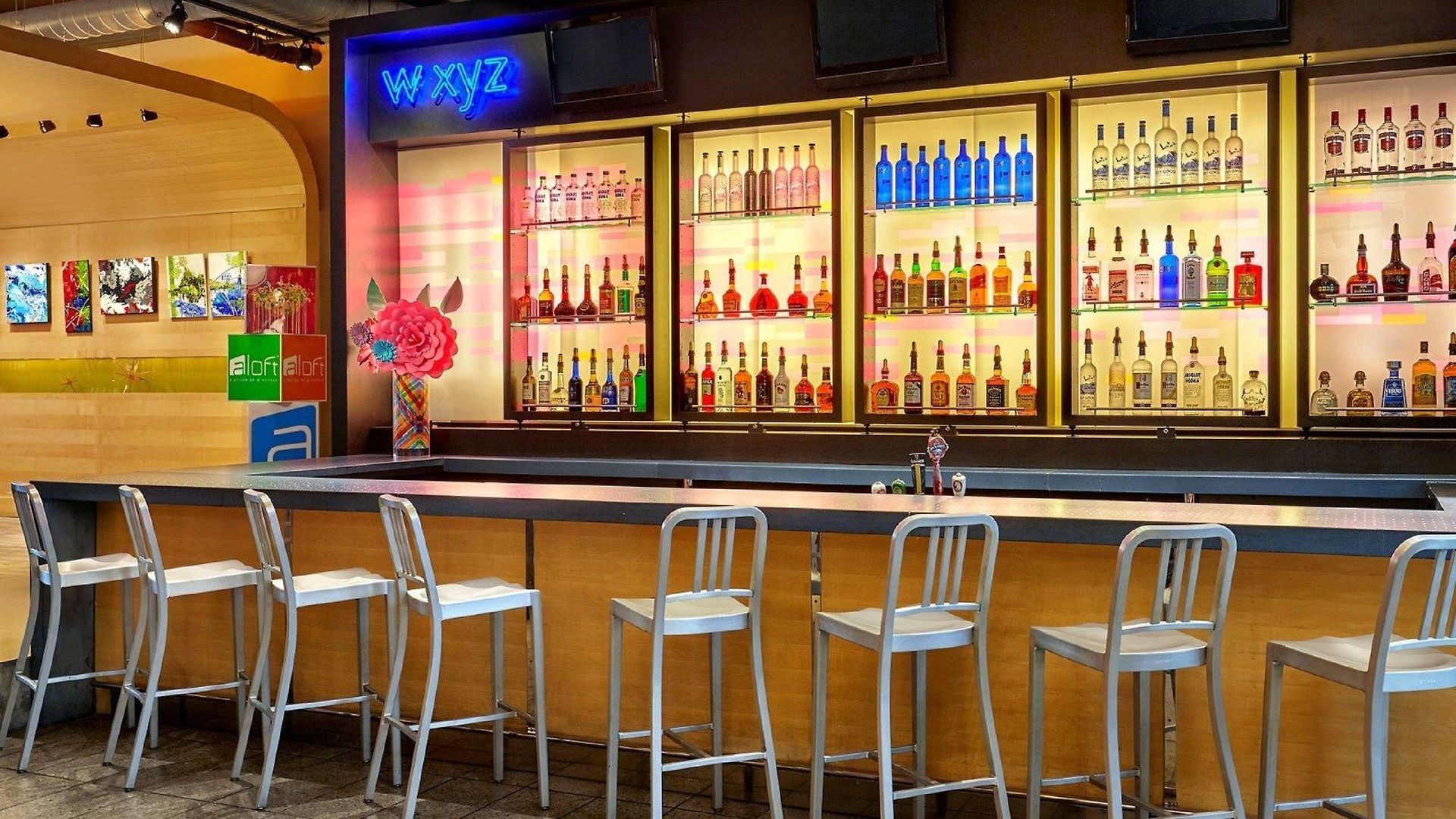 Aloft By Marriott Laguardia Airport Hotel