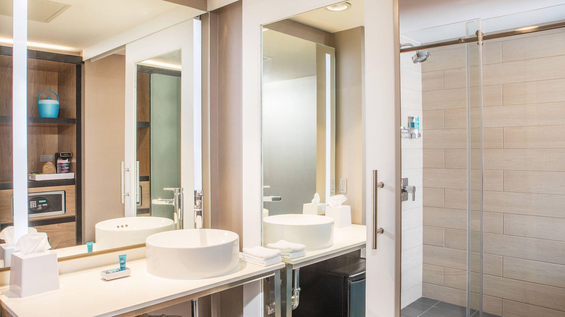 Hotel Aloft By Marriott Laguardia Airport 3*