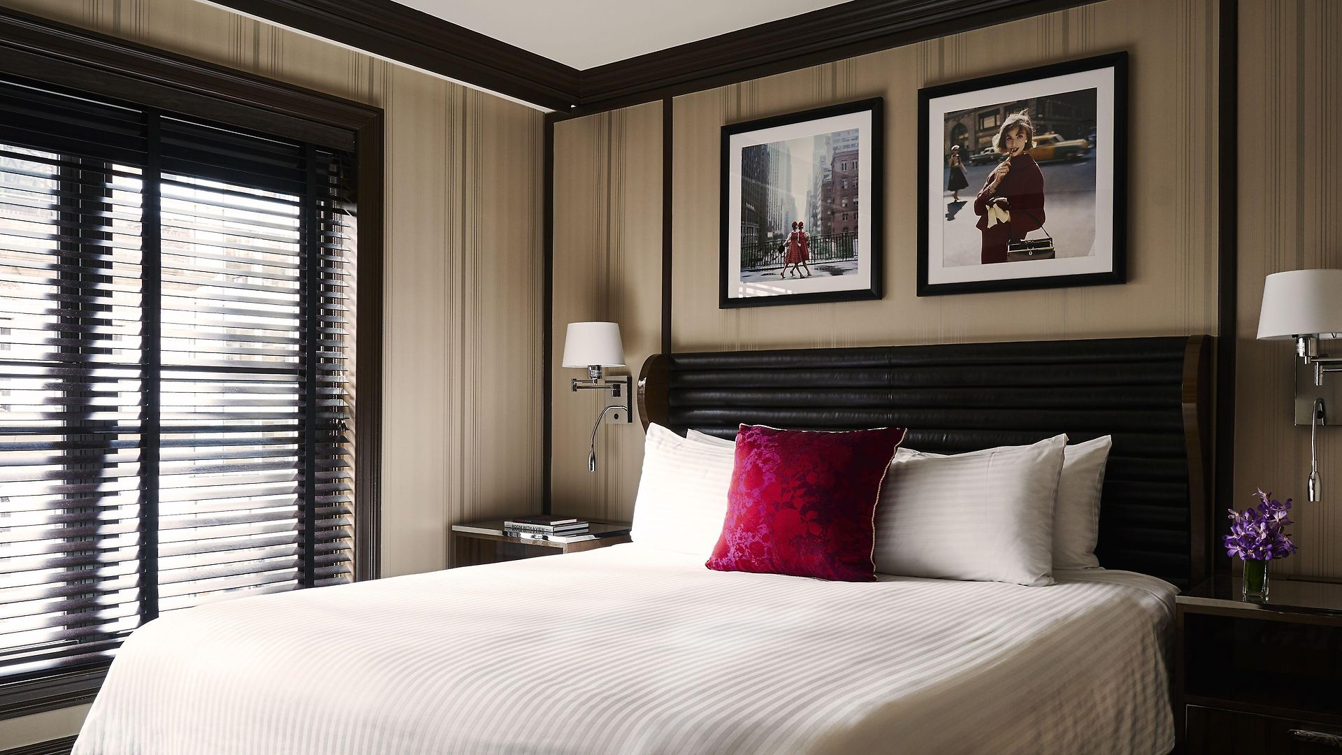 The Iroquois Times Square, A Small Luxury Hotel New York