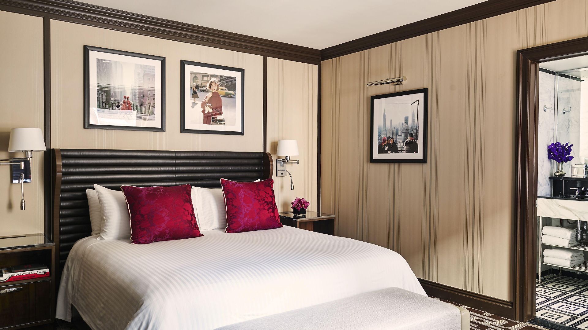 The Iroquois Times Square, A Small Luxury Hotel New York