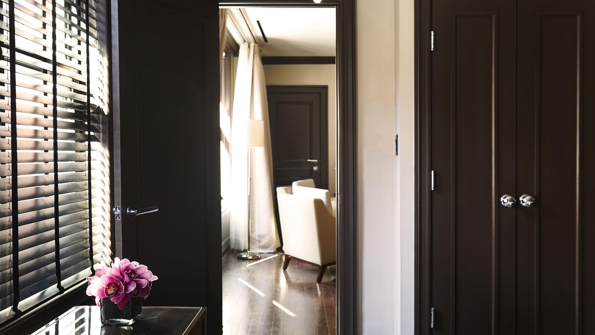 The Iroquois Times Square, A Small Luxury Hotel