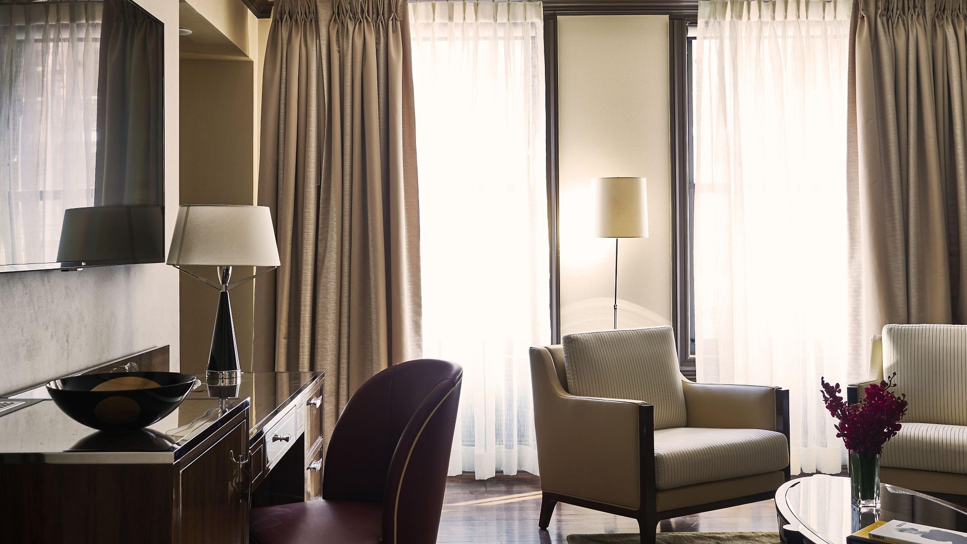 The Iroquois Times Square, A Small Luxury Hotel 5* New York