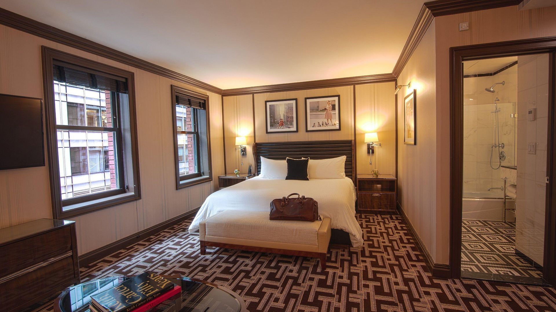 The Iroquois Times Square, A Small Luxury Hotel Hotel
