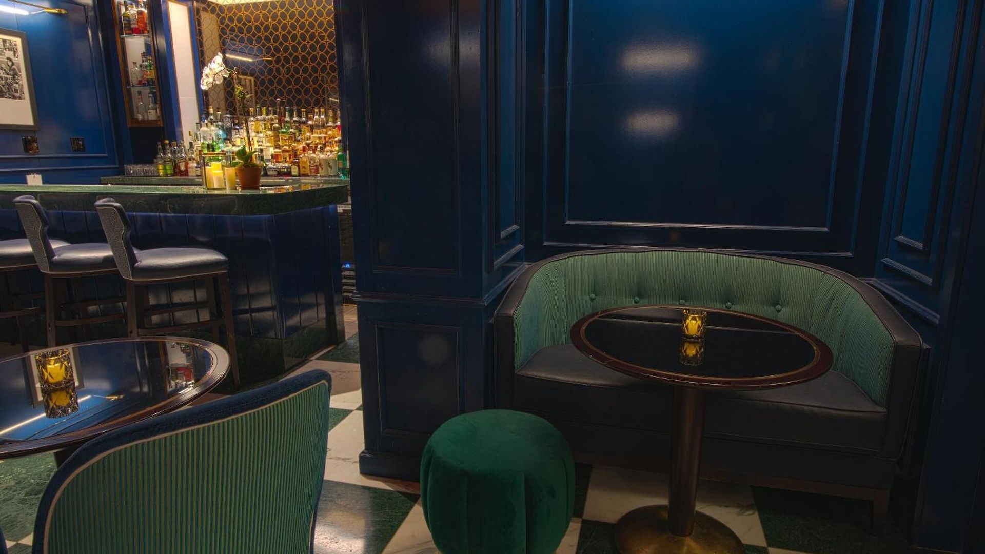 The Iroquois Times Square, A Small Luxury Hotel New York