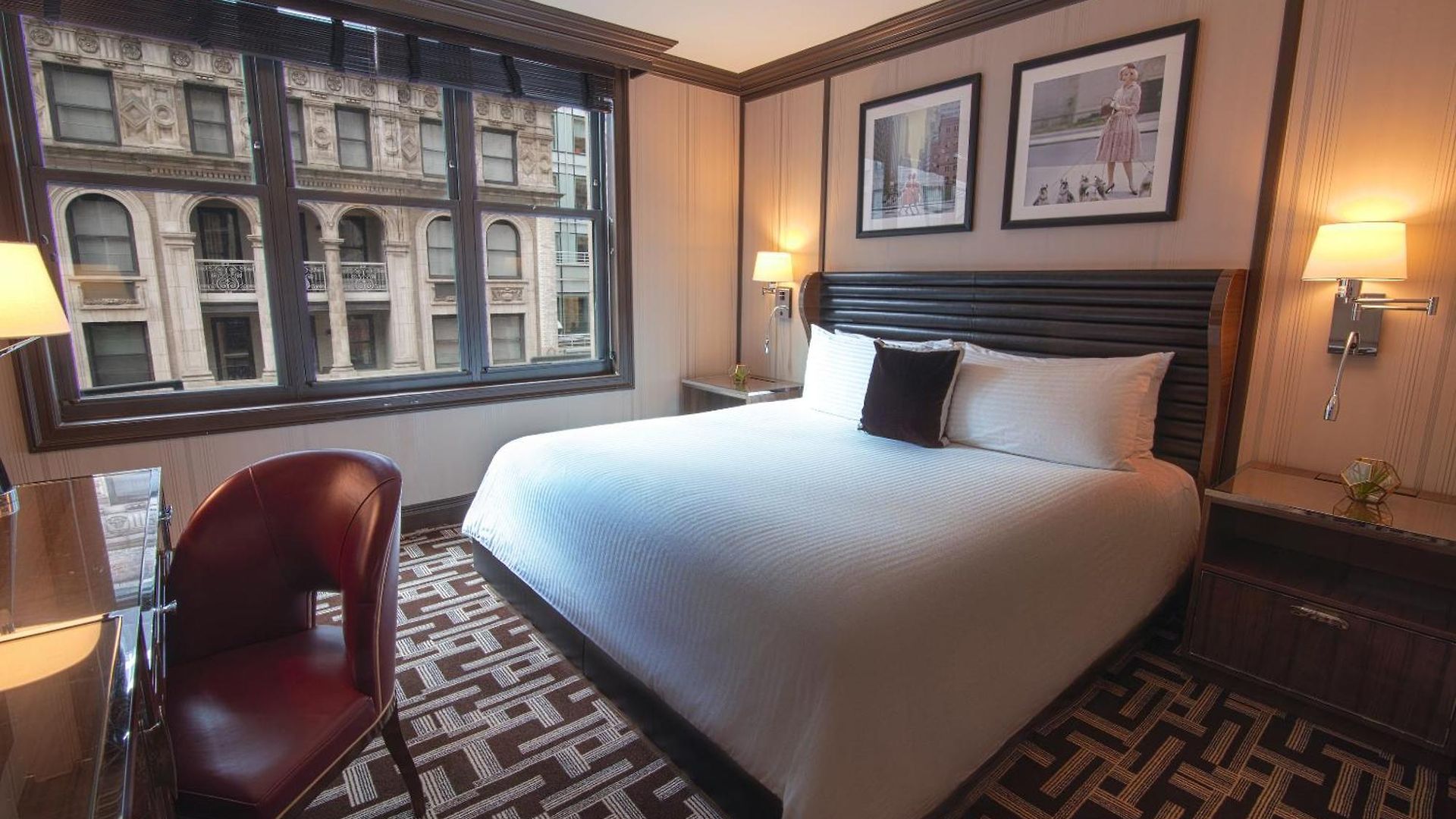 The Iroquois Times Square, A Small Luxury Hotel Hotel