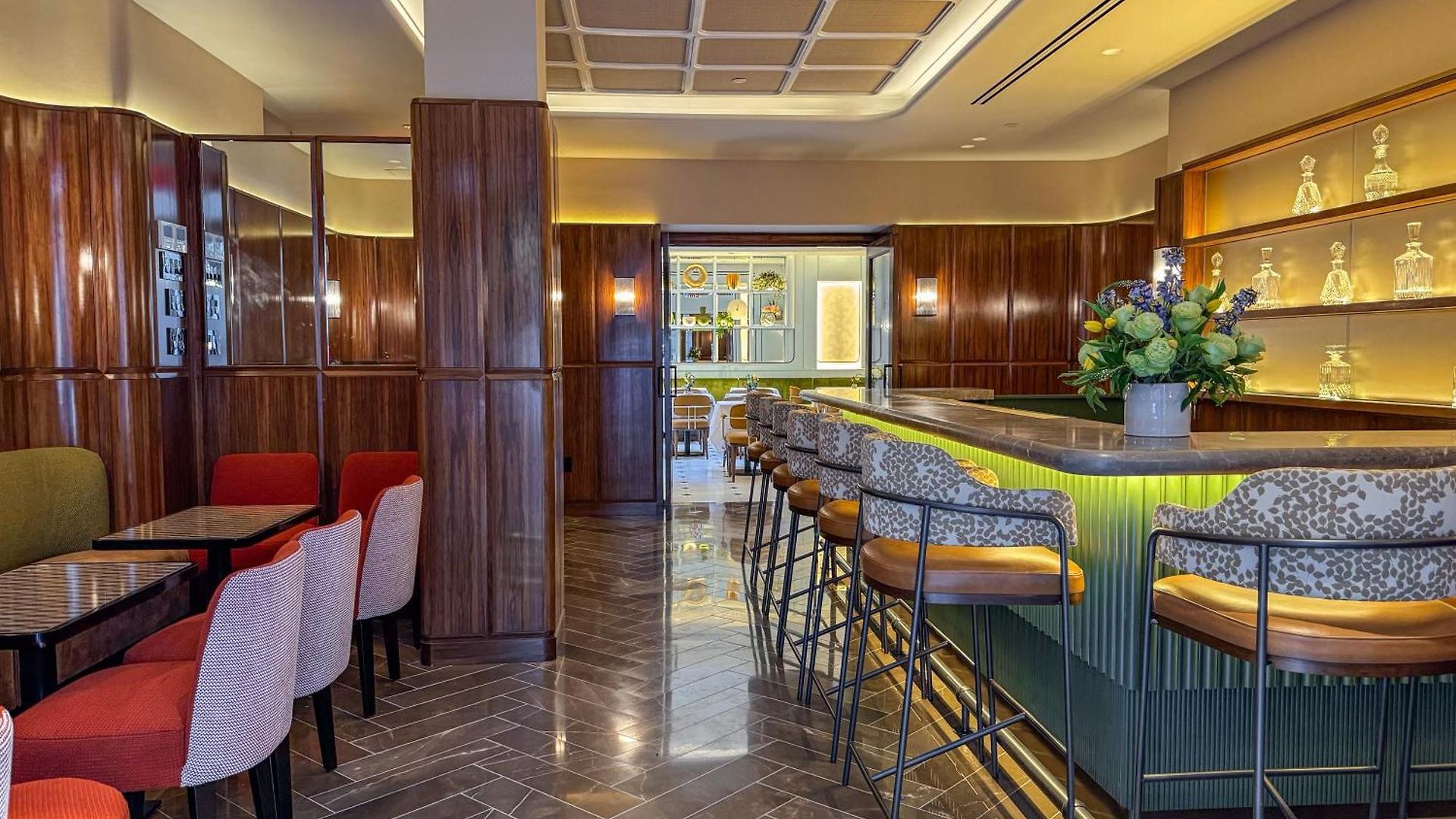 The Iroquois Times Square, A Small Luxury Hotel New York