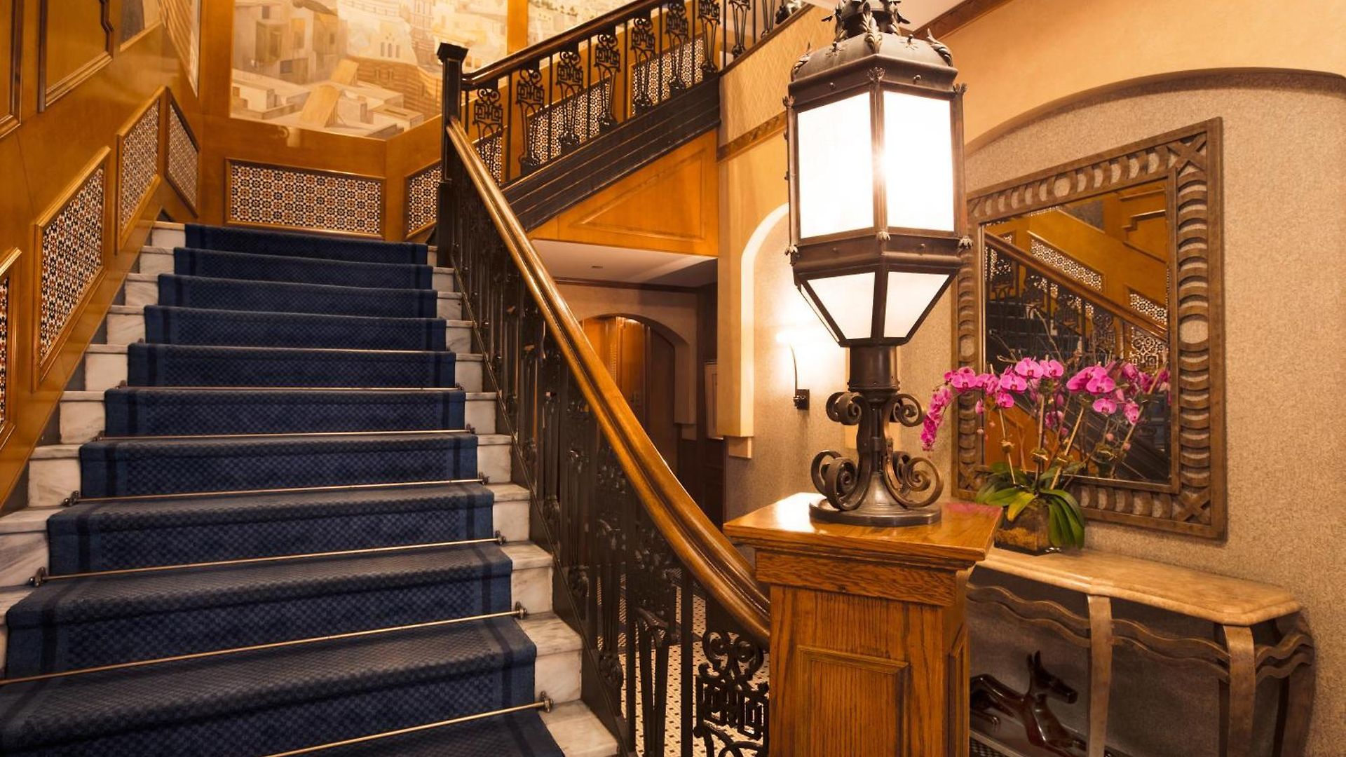 Casablanca By Library Collection Hotel