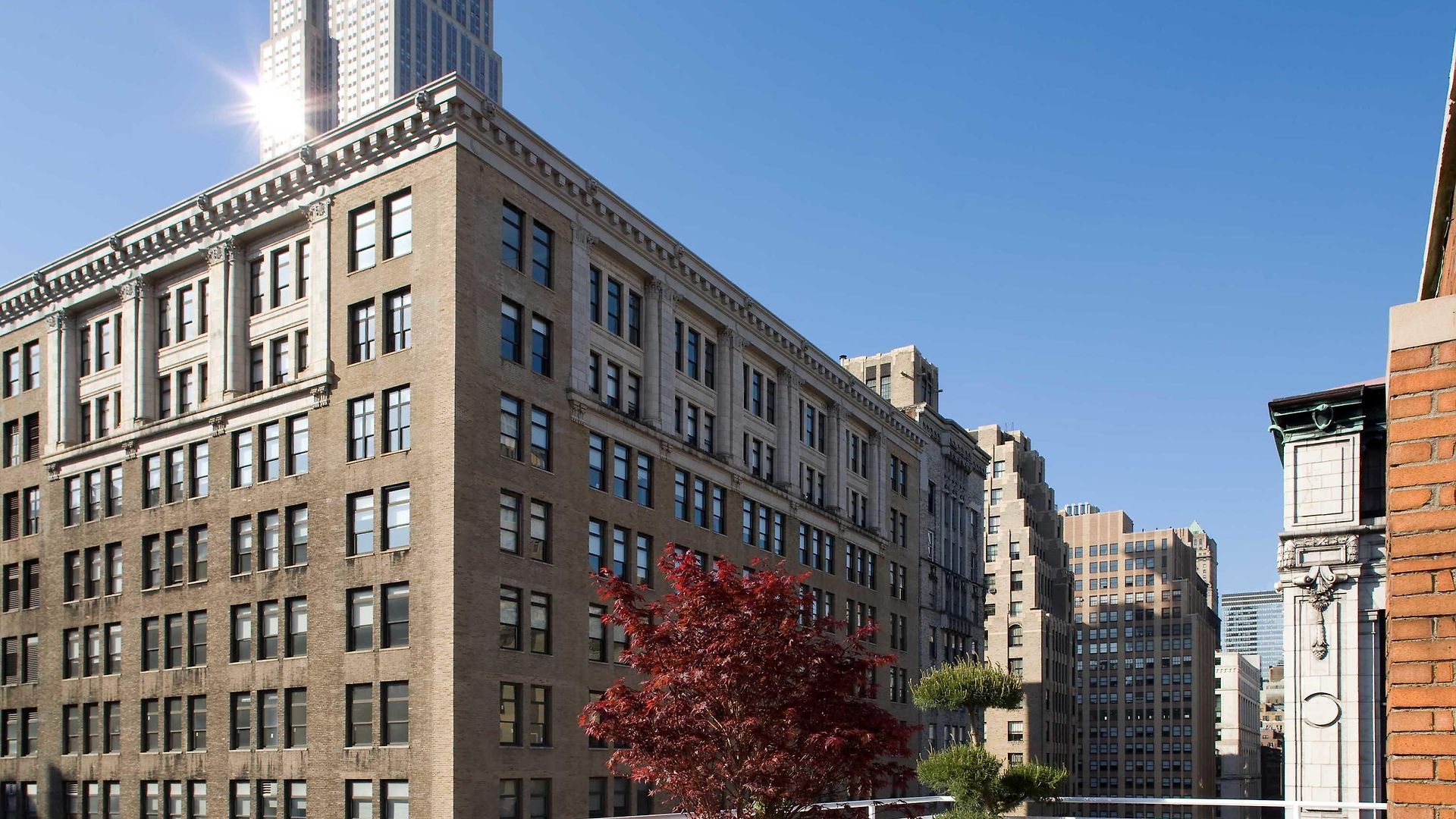 Aka Nomad Hotel 4*