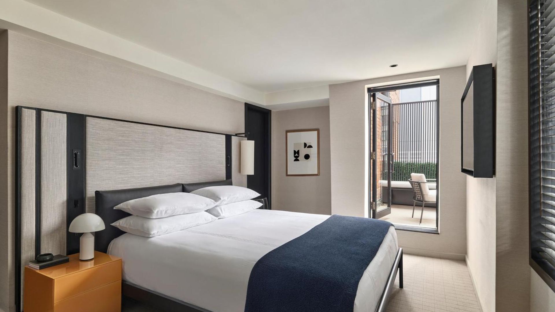 Aka Nomad Hotel 4*