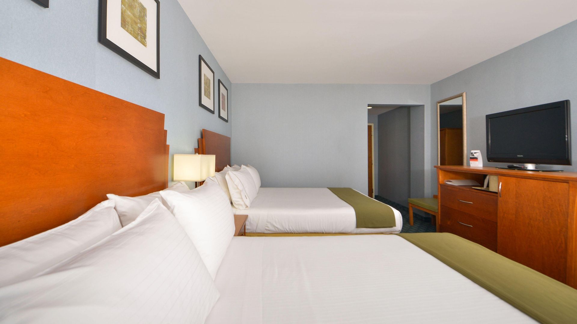 Hotel Express Laguardia Airport, An Ihg New York
