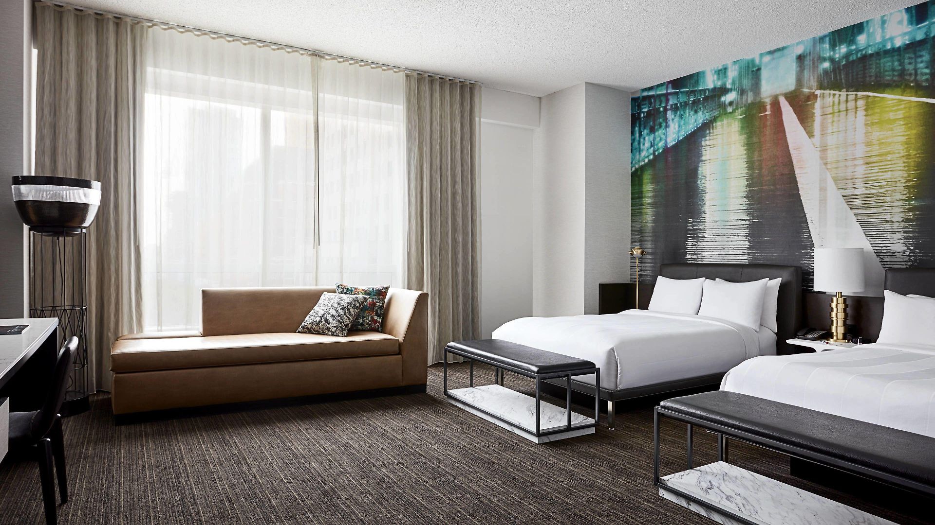 Hotel Marriott At The Brooklyn Bridge 4*