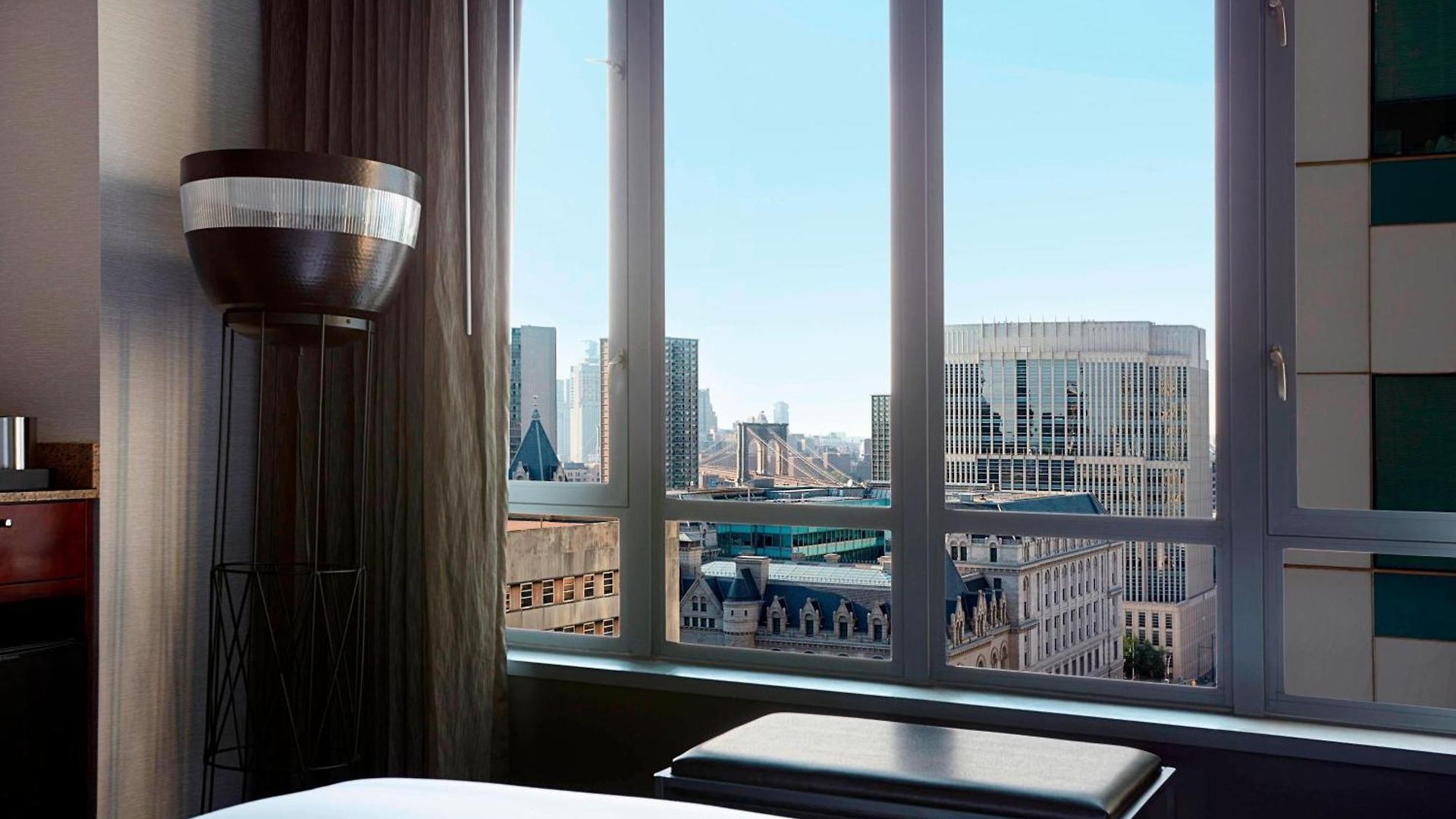Hotel Marriott At The Brooklyn Bridge