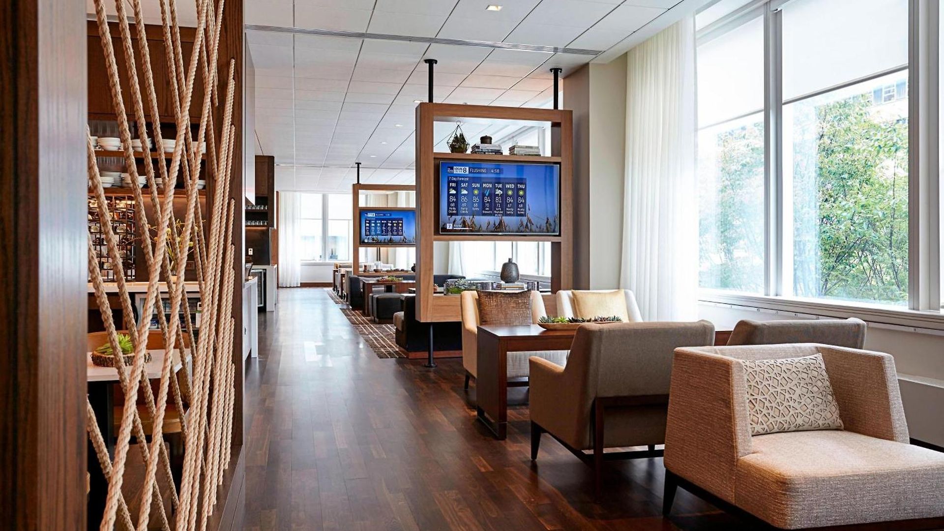 Marriott At The Brooklyn Bridge
