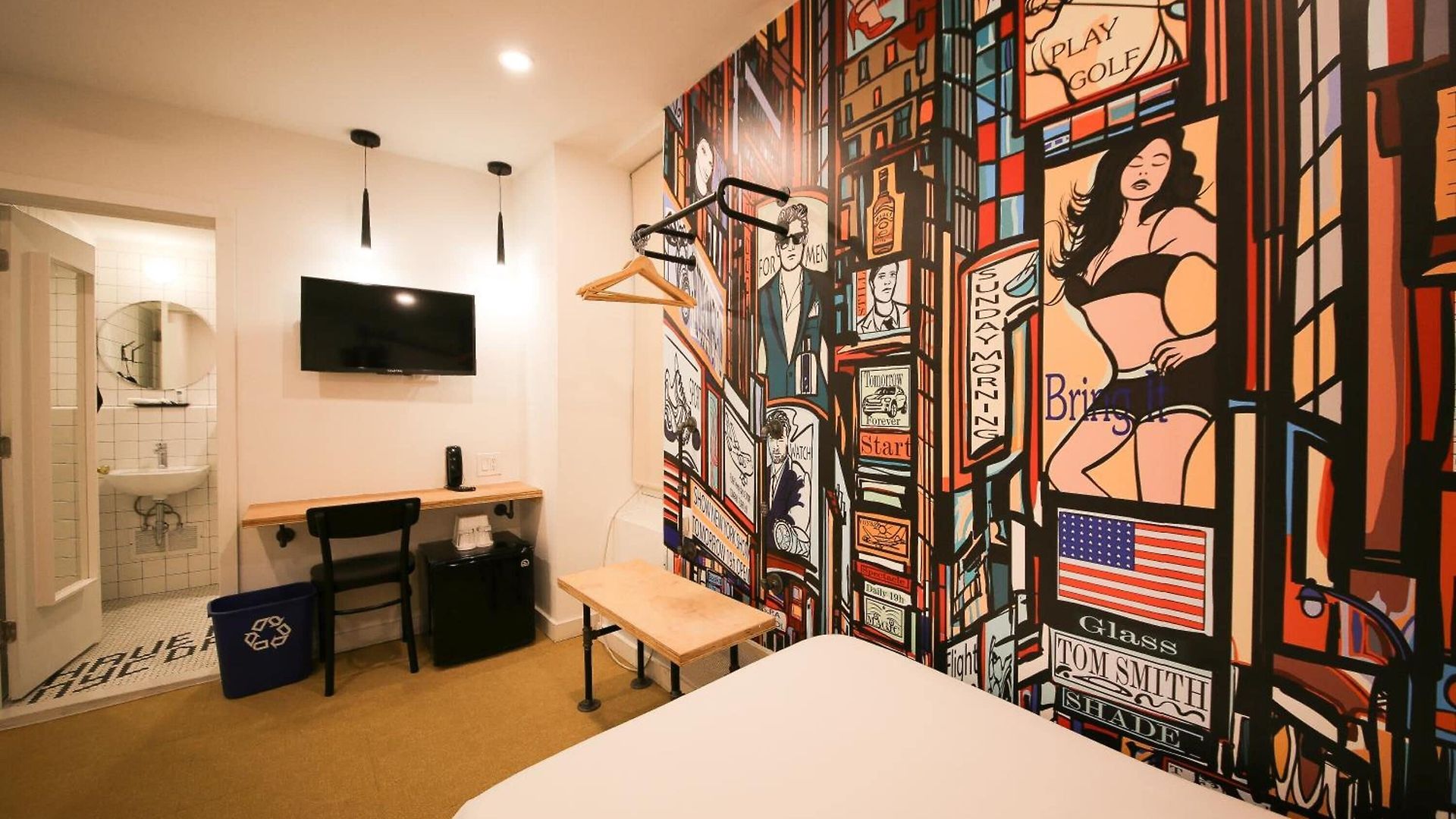 Doxie Hotel 2*