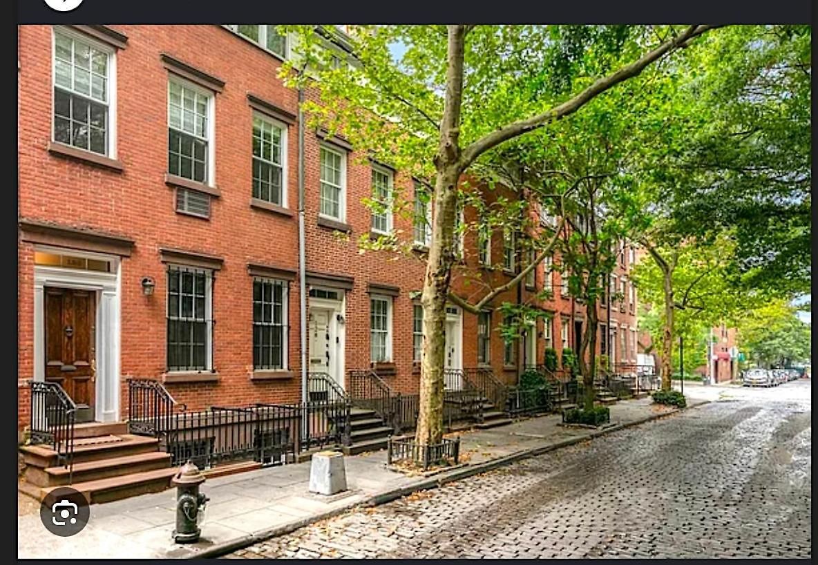 Beauty In The Heart Of The Village * New York