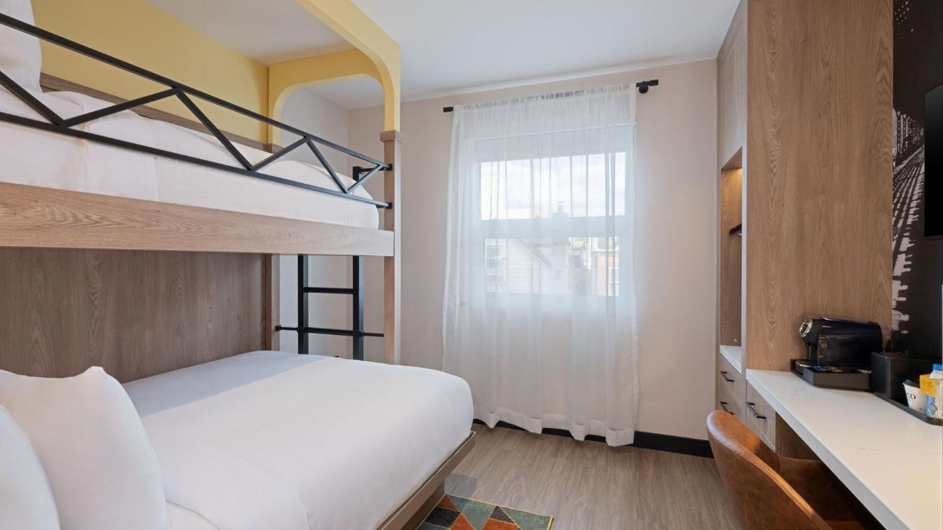 Voco Astoria By Ihg 3*