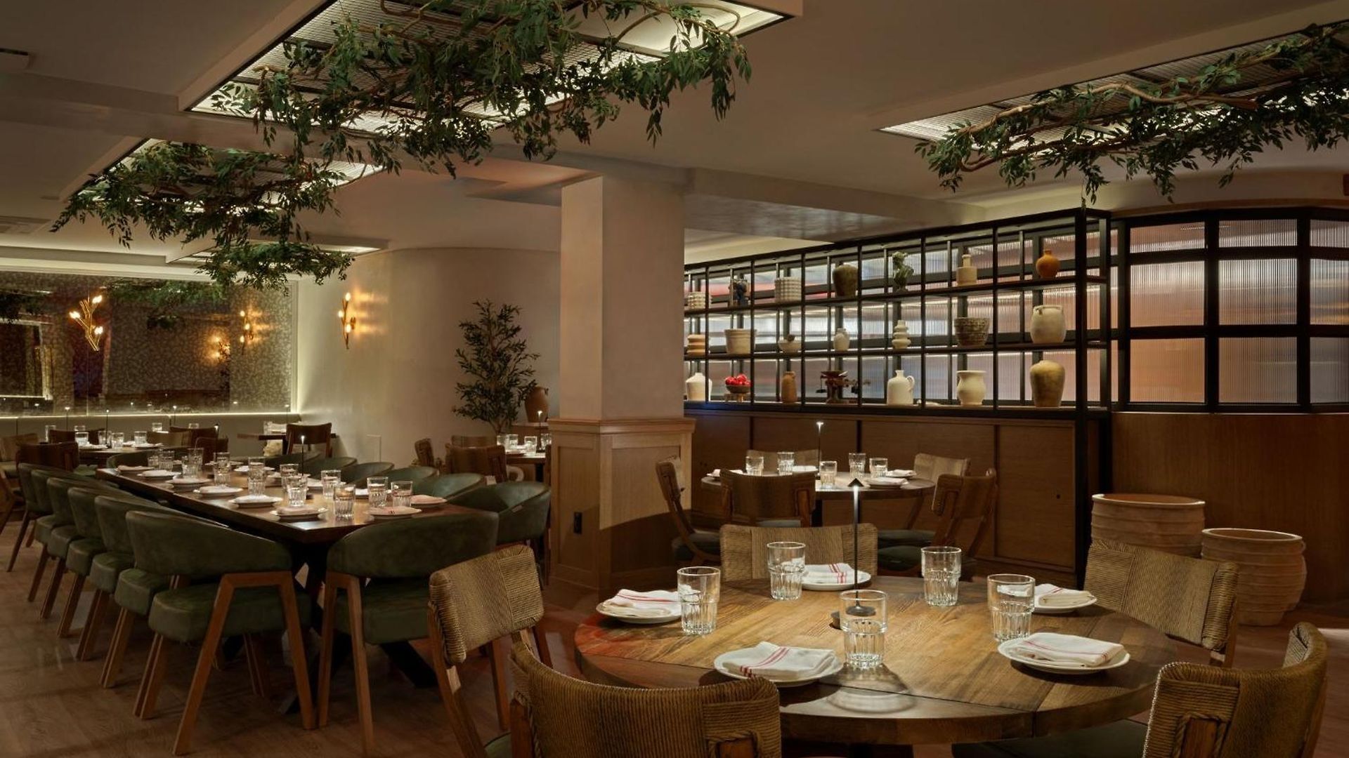 Voco Astoria By Ihg New York
