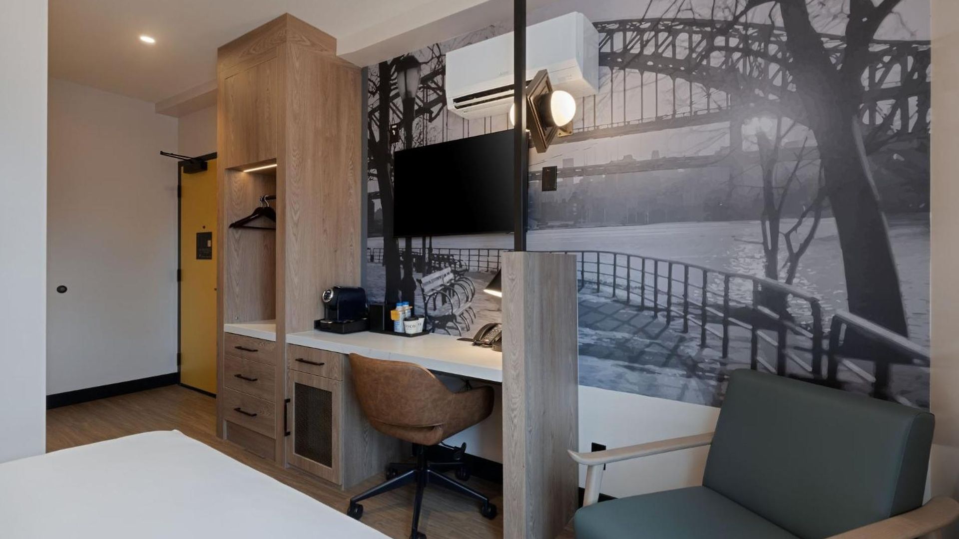 Voco Astoria By Ihg Hotel
