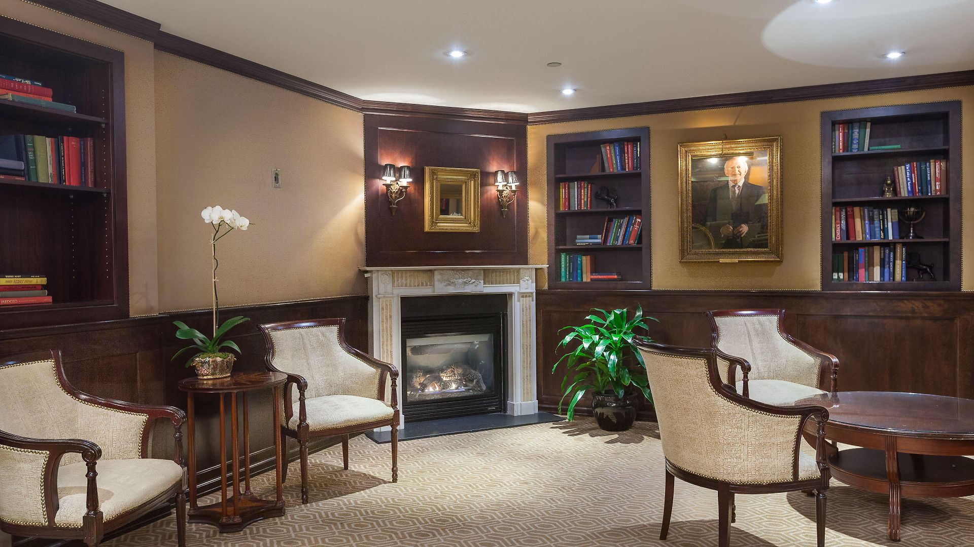 Hotel Fitzpatrick Grand